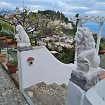 Casa Enzo Con Vista Mare 아파트 *